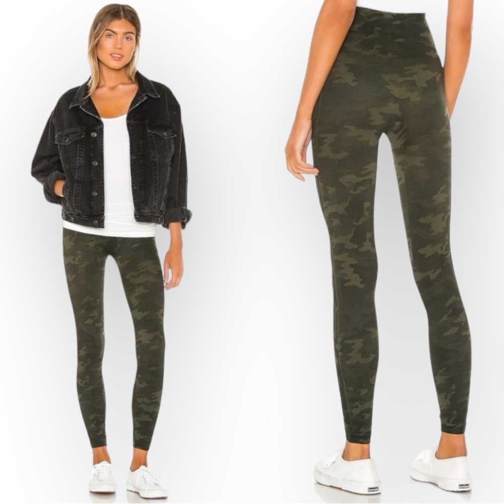 SPANX Look At Me Now Green Camo Seamless Leggings L